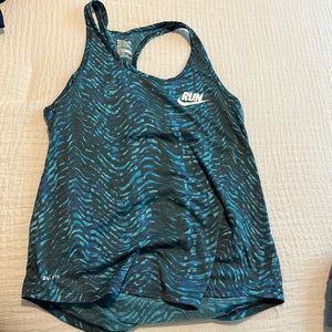 Women’s workout tank